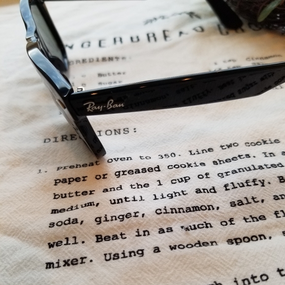 NWT Ray-Ban Wayfare Black Unisex Sunglasses - Picture 3 of 5